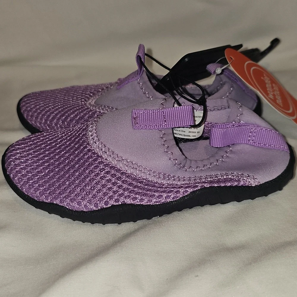 Wonder Nation Toddler Girls Size 7/8 Purple Water Shoe New